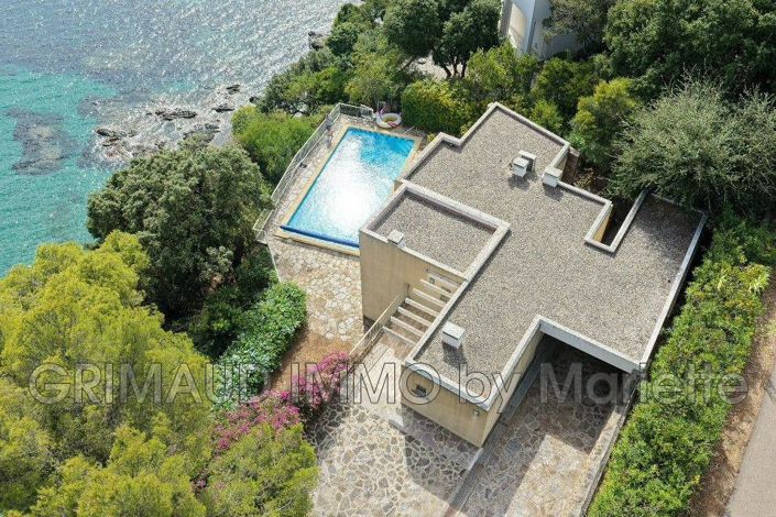 Image No.3-8 Bed House for sale