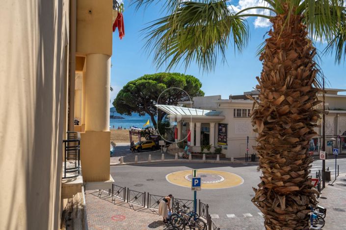 Image No.12-2 Bed Apartment for sale