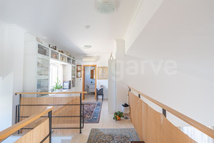 Image No.20-3 Bed House for sale