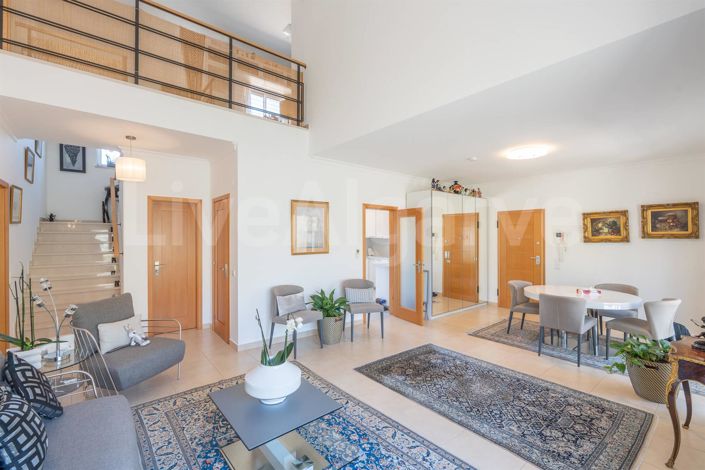 Image No.7-3 Bed House for sale