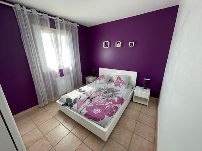 Image No.10-4 Bed House for sale