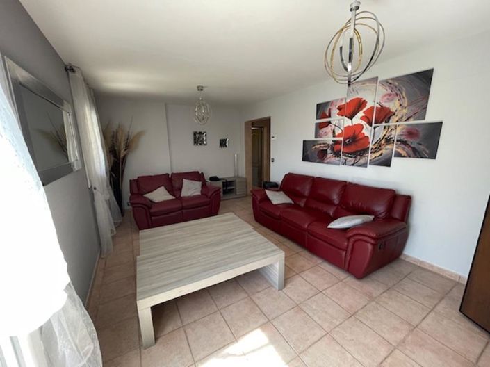 Image No.6-4 Bed House for sale