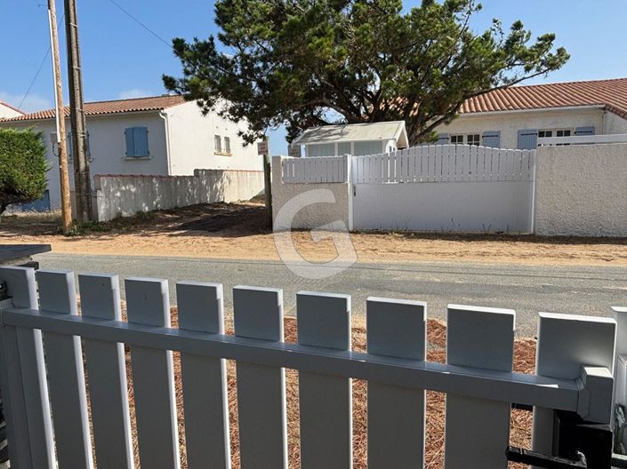 Image No.6-4 Bed House for sale