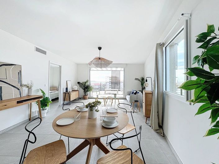 Image No.3-3 Bed Apartment for sale