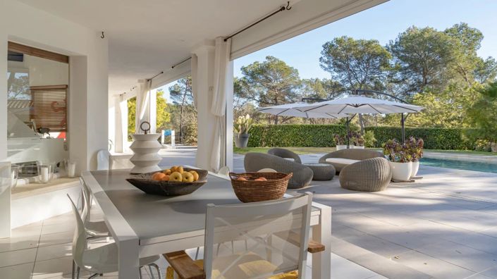 Image No.14-4 Bed House for sale