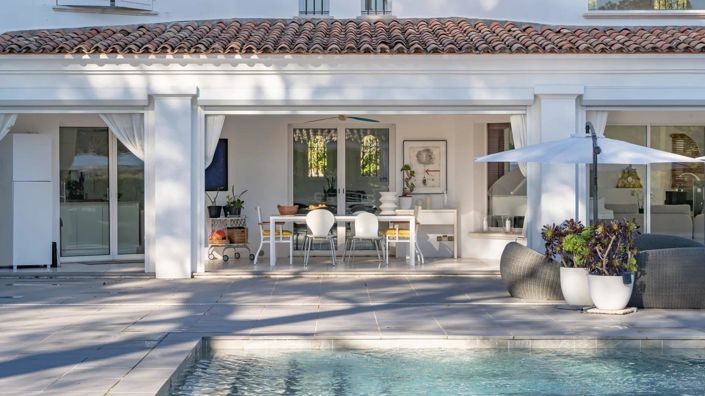 Image No.15-4 Bed House for sale