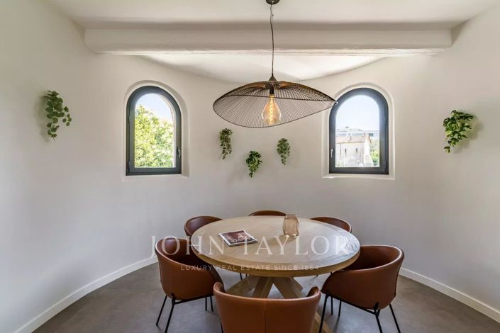 Image No.10-4 Bed House for sale