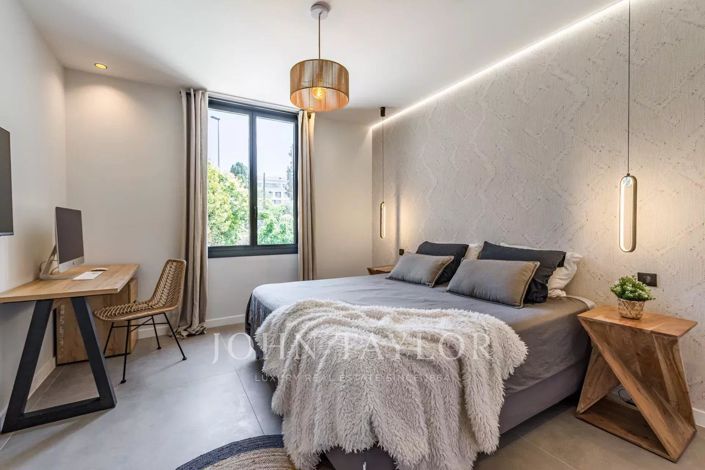 Image No.14-4 Bed House for sale