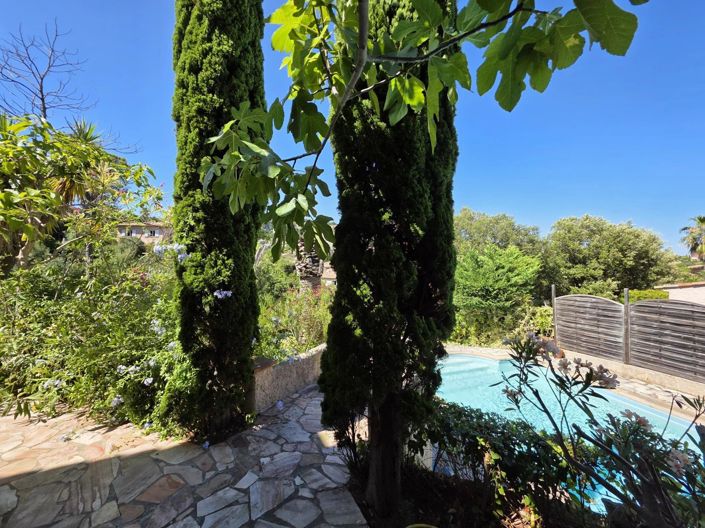 Image No.3-3 Bed House for sale