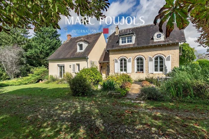 Image No.1-4 Bed House for sale