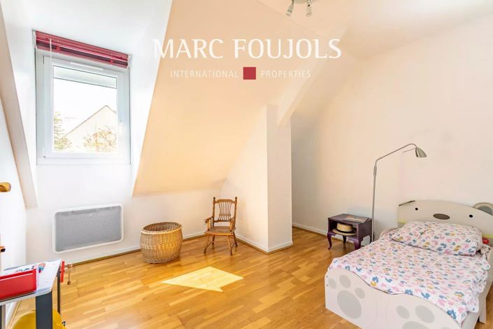 Image No.10-4 Bed House for sale