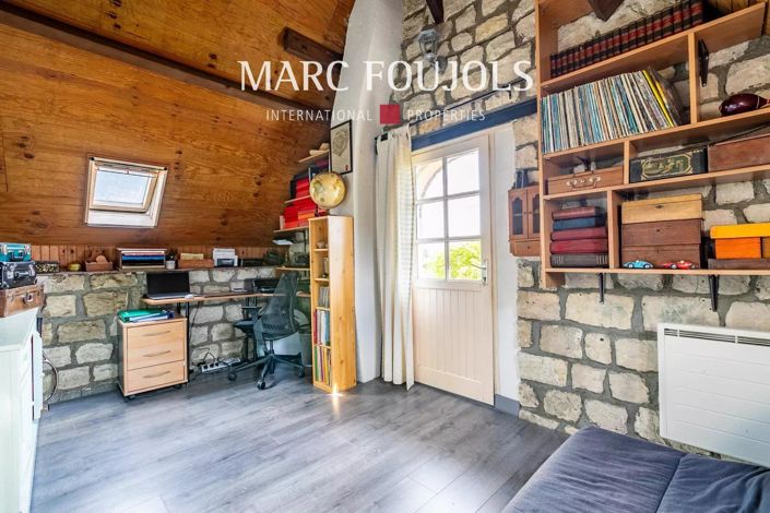 Image No.12-4 Bed House for sale