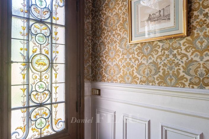 Image No.23-5 Bed House for sale