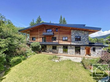 14 Bed Property for sale