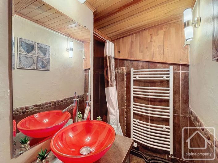 Image No.13-14 Bed Property for sale