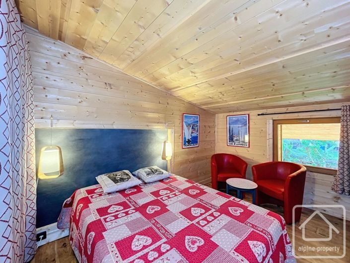 Image No.15-14 Bed Property for sale