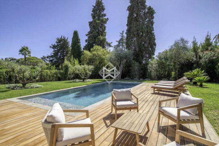 Image No.3-5 Bed House for sale