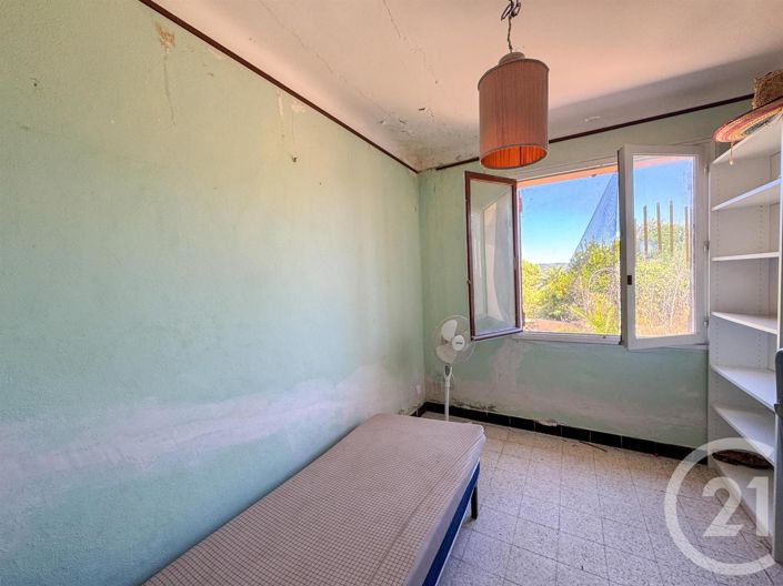 Image No.11-2 Bed House for sale