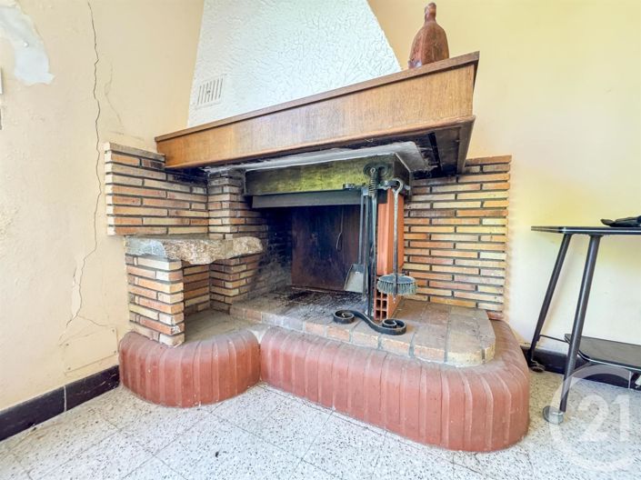 Image No.5-2 Bed House for sale