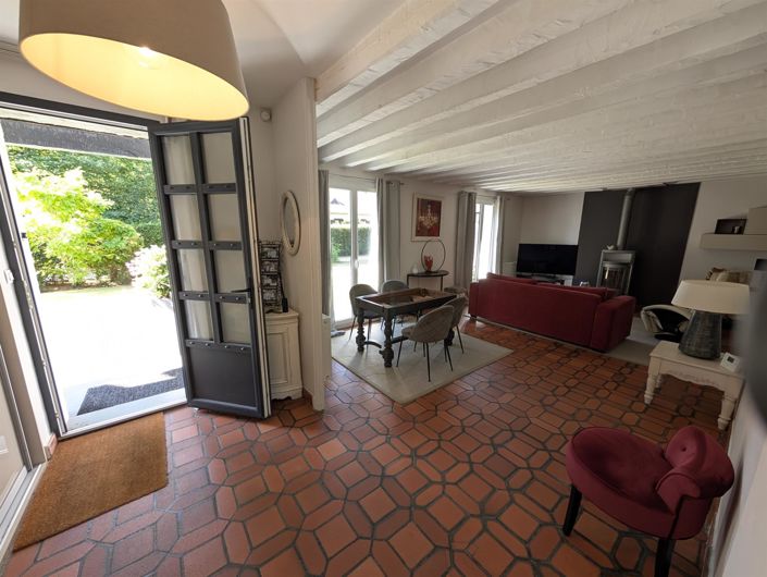 Image No.17-4 Bed House for sale