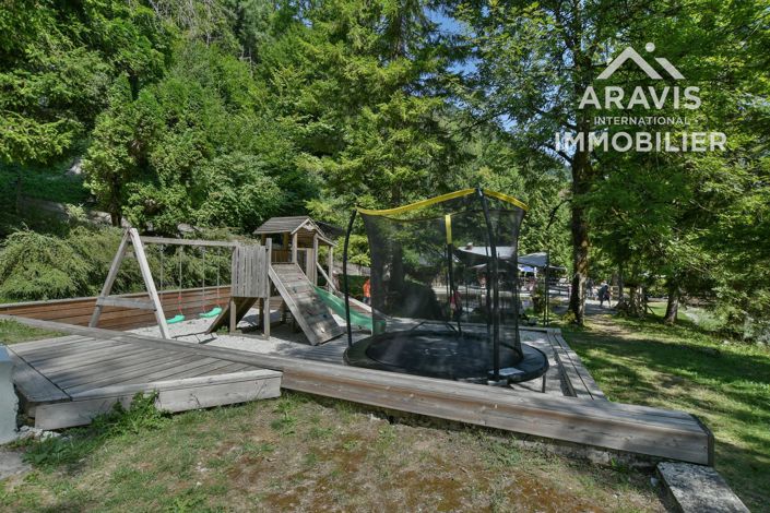 Image No.37-4 Bed House for sale