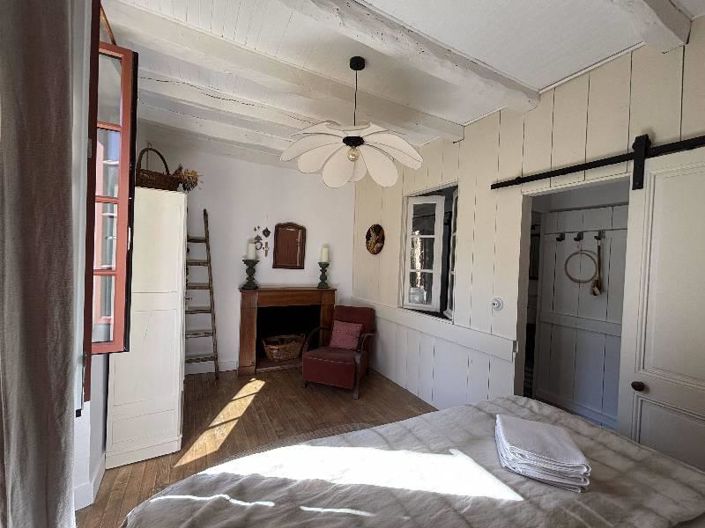 Image No.7-1 Bed House for sale