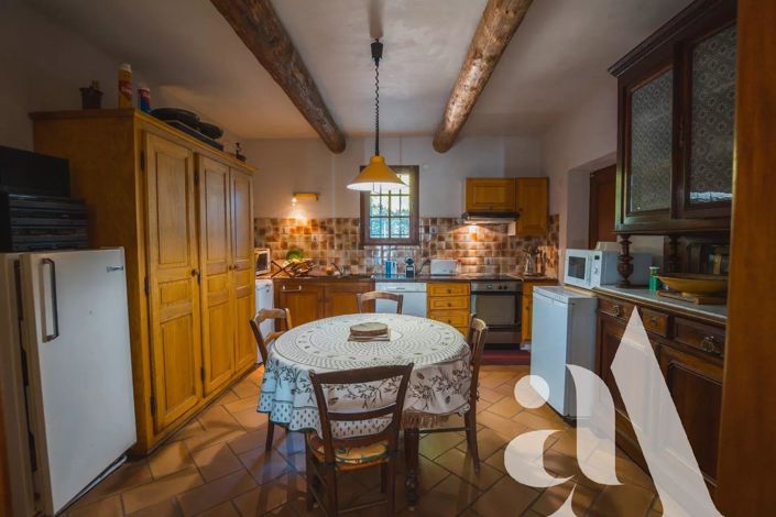 Image No.17-5 Bed House for sale