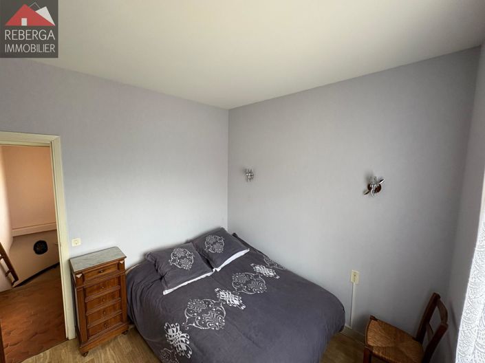 Image No.11-3 Bed House for sale