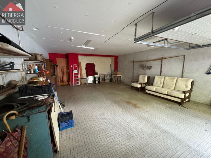 Image No.24-3 Bed House for sale