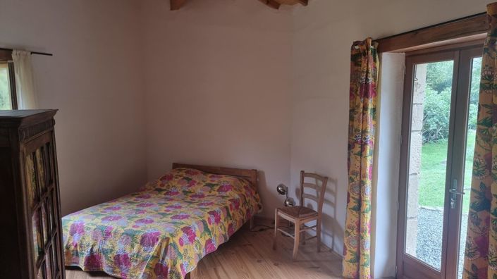 Image No.11-2 Bed House for sale