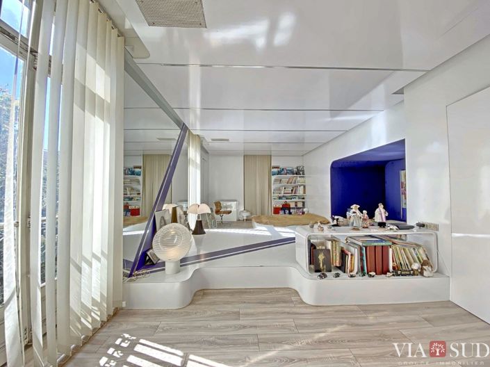 Image No.15-6 Bed Property for sale