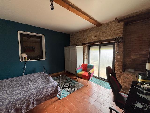 Image No.13-7 Bed House for sale