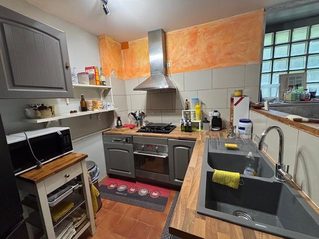 Image No.14-7 Bed House for sale