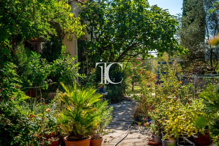 Image No.23-4 Bed House for sale