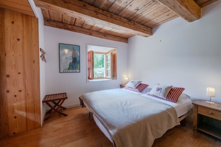 Image No.10-5 Bed House for sale