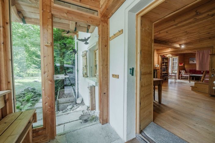 Image No.7-5 Bed House for sale