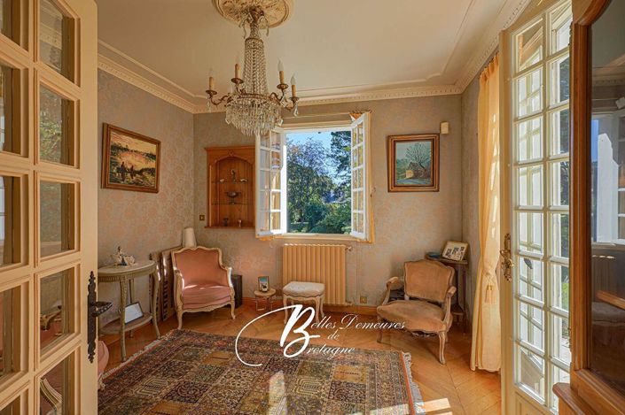 Image No.11-5 Bed House for sale