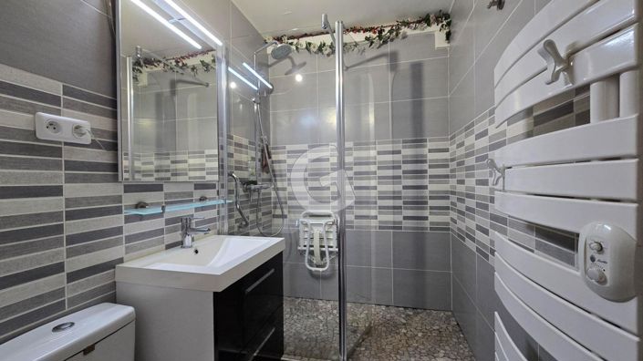 Image No.10-Apartment for sale