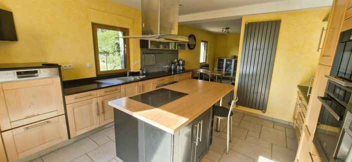 Image No.3-4 Bed House for sale