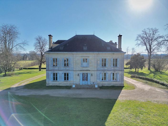 Image No.18-7 Bed Property for sale