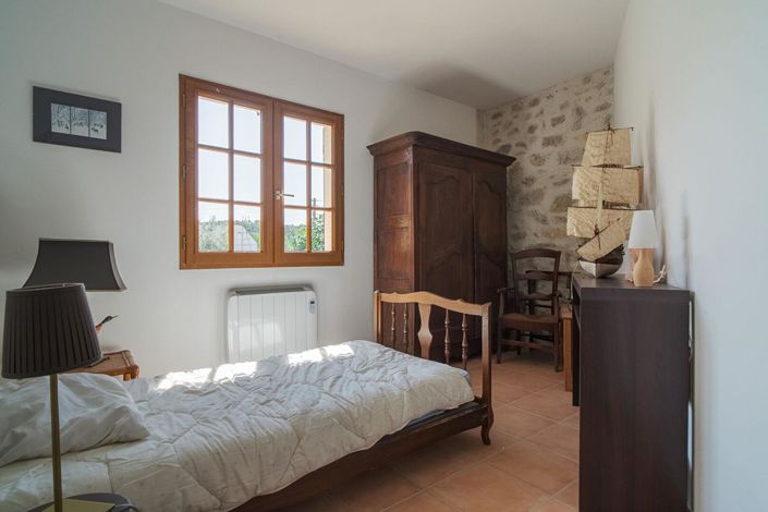 Image No.14-3 Bed House for sale