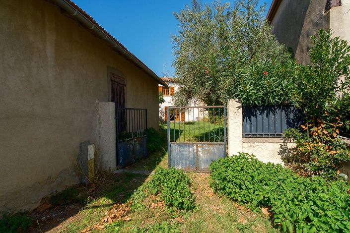 Image No.6-3 Bed House for sale