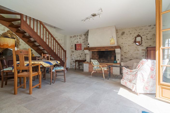 Image No.9-3 Bed House for sale