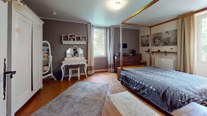 Image No.14-4 Bed House for sale