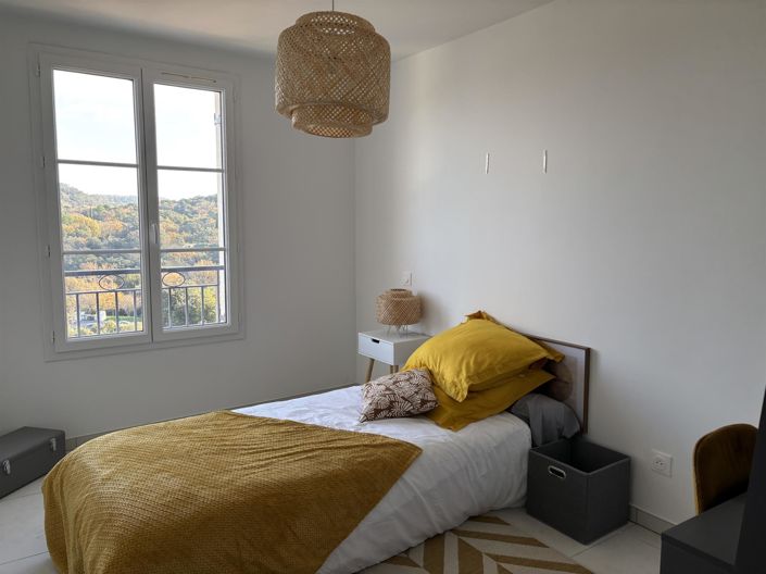 Image No.2-3 Bed House for sale