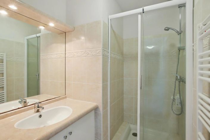 Image No.13-3 Bed House for sale