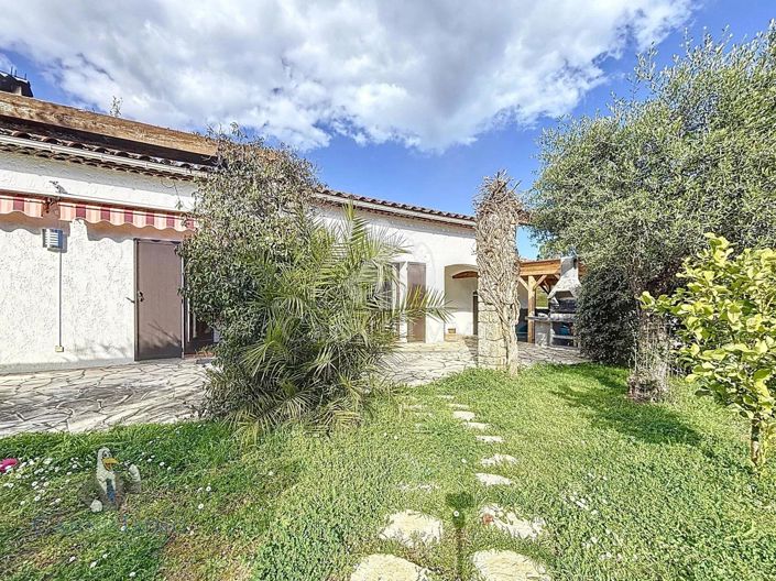 Image No.9-4 Bed House for sale