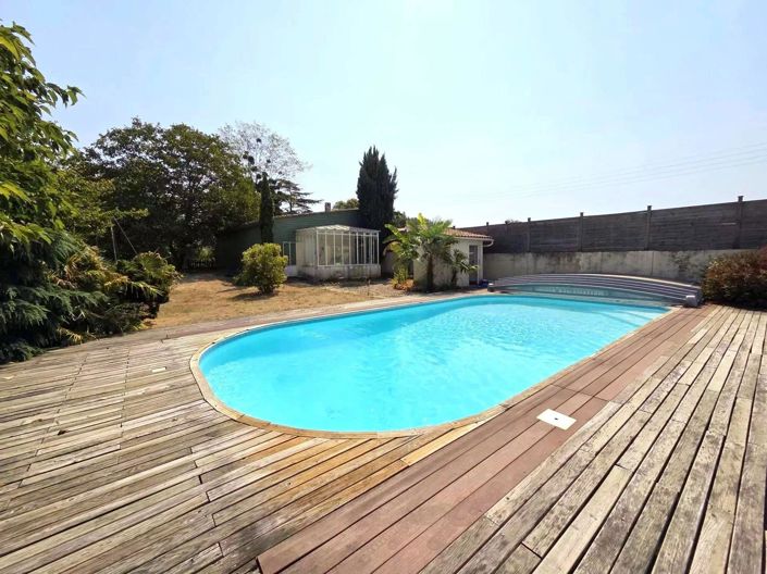 Image No.14-4 Bed House for sale