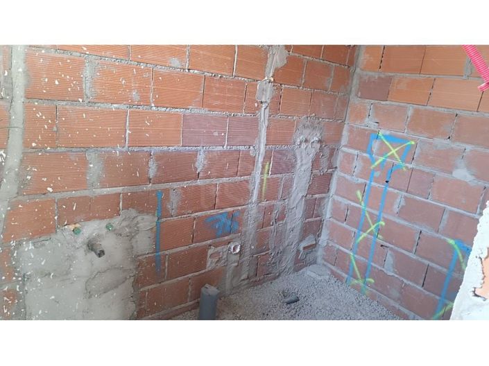 Image No.9-3 Bed House for sale