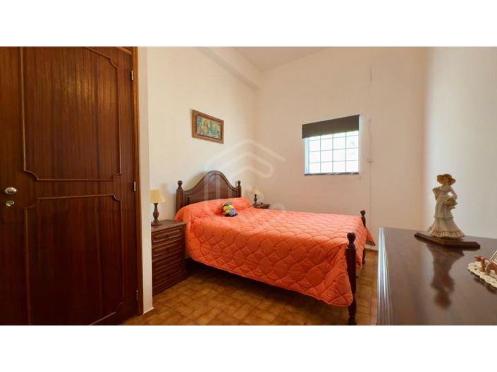 Image No.19-2 Bed House for sale